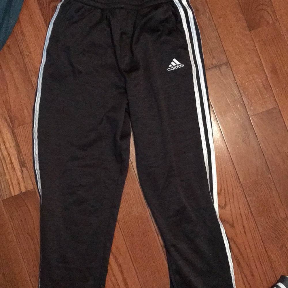 Athletic pants